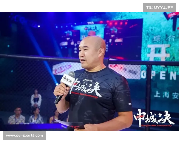 综合格斗新人王赛成都站落幕两位不败选手脱颖而出 综合格斗新人王赛成都站落幕两位不败选手脱颖而出
